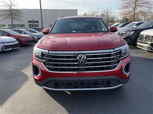2025 Volkswagen Atlas 2.0T SE w/ Technology