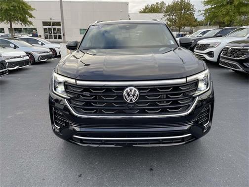 2025 Volkswagen Atlas Cross Sport 2.0T SEL Premium R-Line