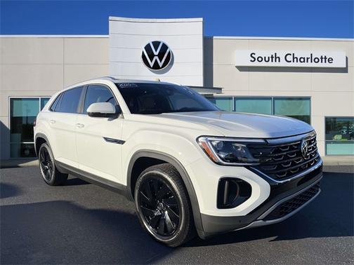 2025 Volkswagen Atlas Cross Sport 2.0T SE w/ Technology