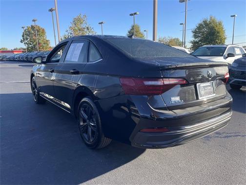 2023 Volkswagen Jetta 1.5T SE