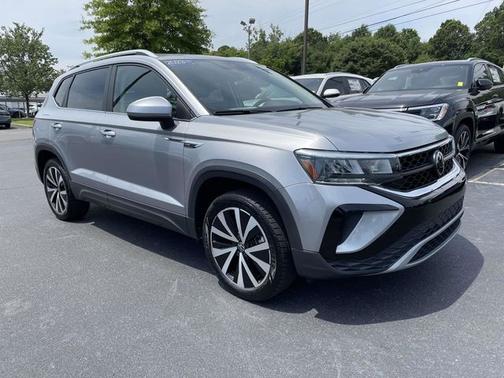 Pyrite Silver Metallic 2023 Volkswagen Taos 1.5T SE