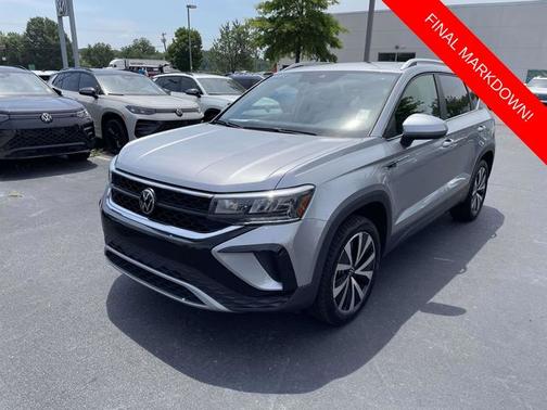 Pyrite Silver Metallic 2023 Volkswagen Taos 1.5T SE