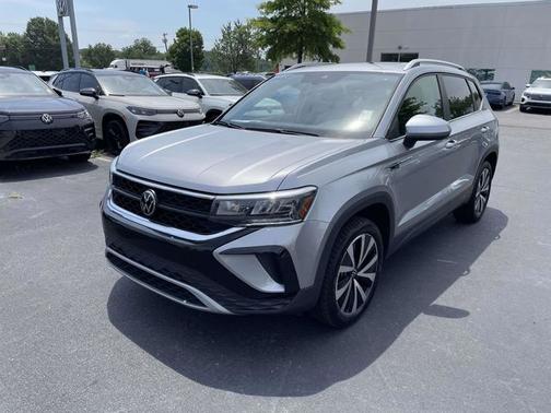 Pyrite Silver Metallic 2023 Volkswagen Taos 1.5T SE