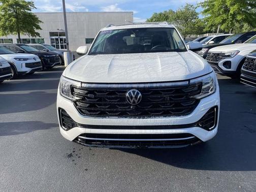 Opal White Pearl Effect 2025 Volkswagen Atlas 2.0T SEL Premium R-Line