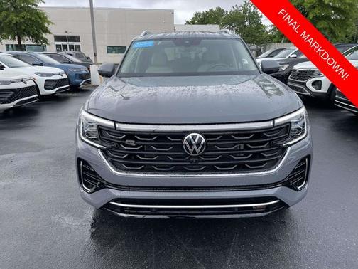 Pure Gray 2025 Volkswagen Atlas 2.0T SEL Premium R-Line