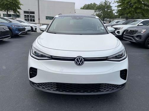 Opal White Pearl Effect 2023 Volkswagen ID.4 Pro S