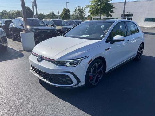 Opal White Pearl Effect 2024 Volkswagen Golf GTI 2.0T SE