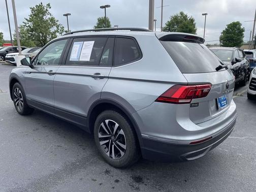 Pyrite Silver Metallic 2023 Volkswagen Tiguan 2.0T S