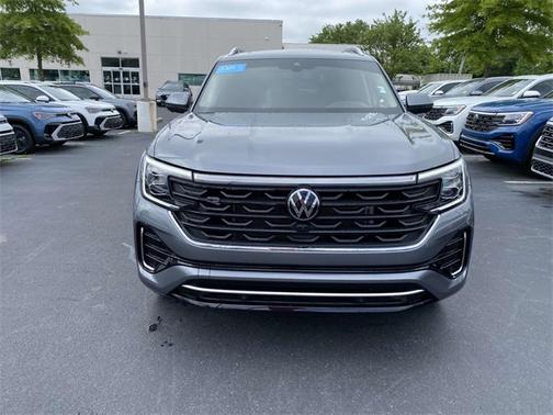 2024 Volkswagen Atlas 2.0T SEL Premium R-Line