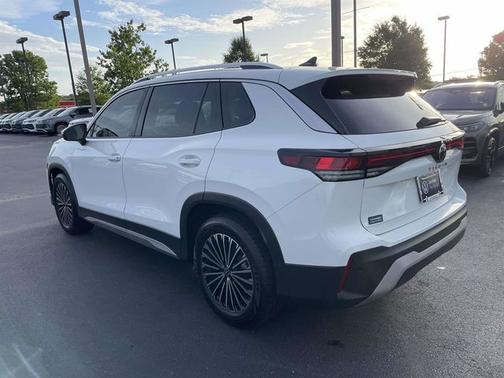 Pure White 2026 Volkswagen Tiguan 2.0T S