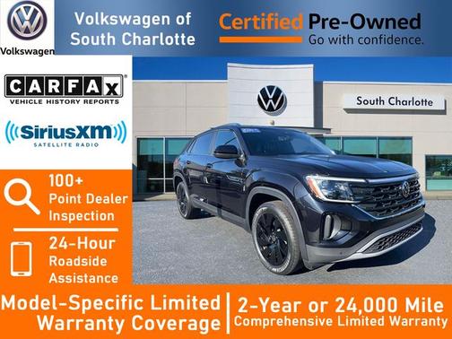 Deep Black Pearl Effect 2024 Volkswagen Atlas Cross Sport 2.0T SE w/ Technology
