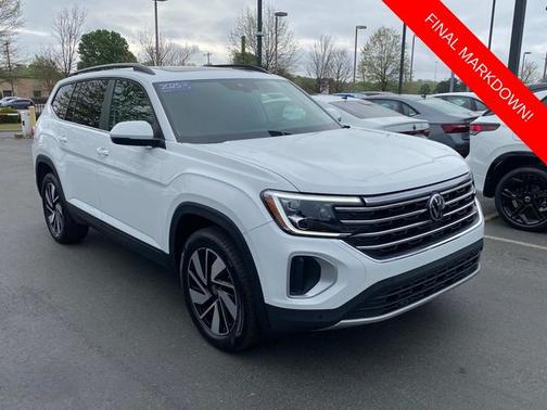 Pure White 2025 Volkswagen Atlas 2.0T SE w/ Technology