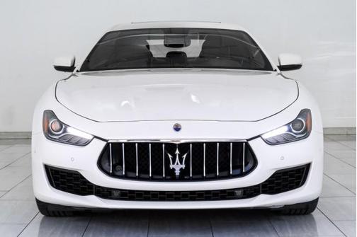 2018 Maserati Ghibli Base