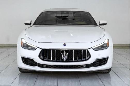 Bianco 2018 Maserati Ghibli S Q4 GranLusso