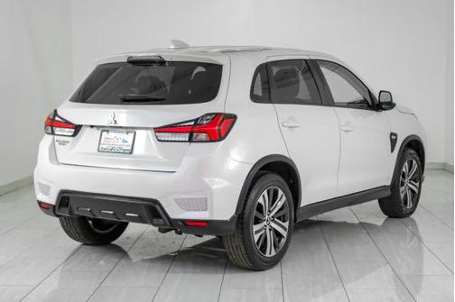 2020 Mitsubishi Outlander Sport SE