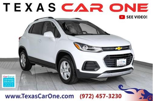 Summit White 2017 Chevrolet Trax LT