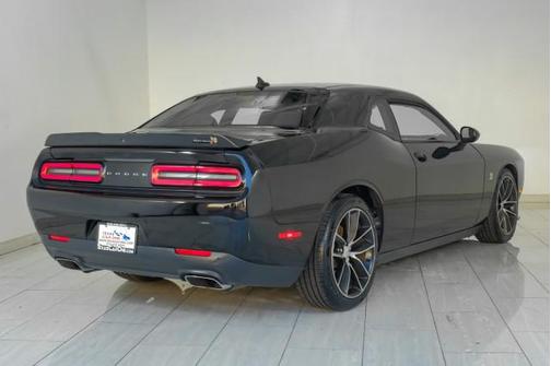 Pitch Black Clearcoat 2015 Dodge Challenger R/T Scat Pack