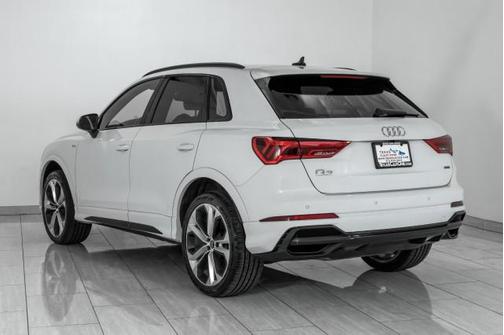 Ibis White 2021 Audi Q3 45 S line Premium