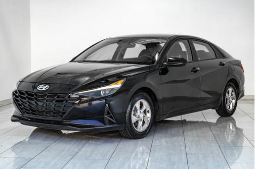 2021 Hyundai ELANTRA SE