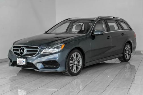 2014 Mercedes-Benz E-Class 4MATIC SPORT PKG PREMIUM PKG LANE TRACKING PKG BLIND SPOT NAVIGATION THIRD ROW SEAT