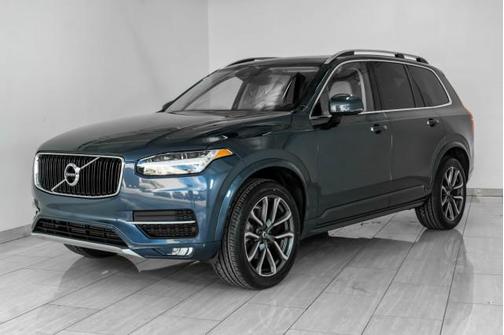 2019 Volvo XC90 T5 Momentum