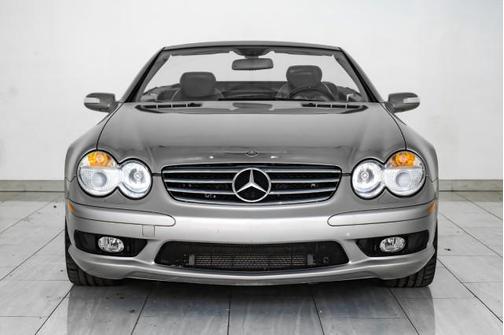 2005 Mercedes-Benz SL-Class V12 AUTOMATIC NAVIGATION LEATHER HEATED AND COOLED SEATS CRUISE CONTROL ALLOY WHEELS