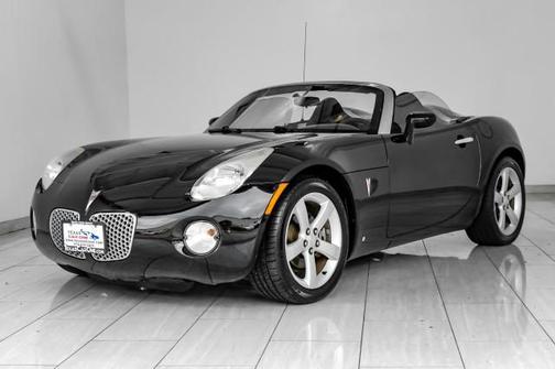 Mysterious Black 2006 Pontiac Solstice REMOTE KEYLESS ENTRY POWER EQUIPMENT AUTOMATIC HEADLIGHTS