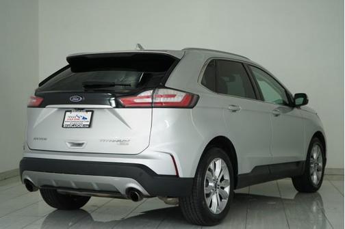 Ingot Silver Metallic 2019 Ford Edge ST