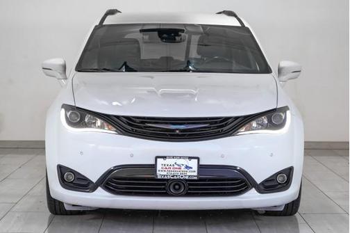 2019 Chrysler Pacifica Hybrid Limited