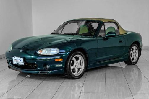 1999 Mazda MX-5 Miata LEATHER SEATS BOSE SOUND CRUISE CONTROL POWER EQUIPMENT LEATHER STEERING WHEEL