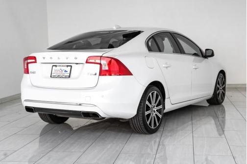 Ice White 2016 Volvo S60 Inscription T5 Premier
