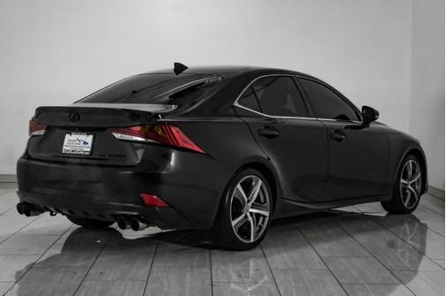 2018 Lexus IS 300 Base