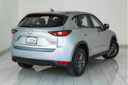 2017 Mazda CX-5 Sport