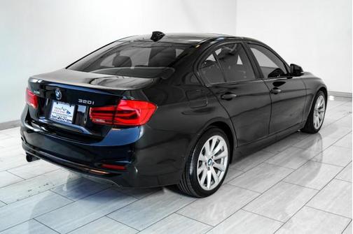 2018 BMW 320 i