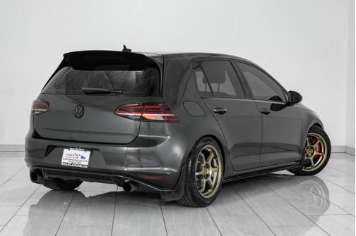 2016 Volkswagen Golf GTI 2.0T Autobahn w/Performance Package 4-Door
