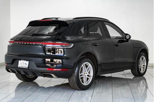 2021 Porsche Macan AWD NAVIGATION PANORAMA LEATHER SEATS REAR CAMERA BLUETOOTH PADDLE SHIFTERS