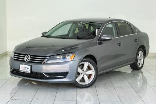2012 Volkswagen Passat 2.5 SE