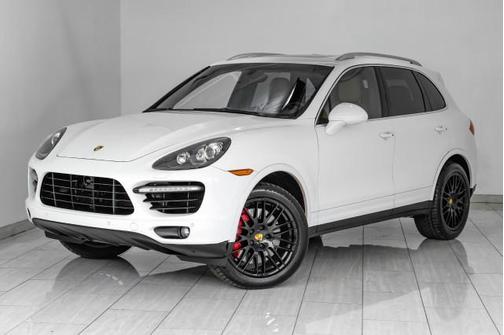 White 2014 Porsche Cayenne Turbo S