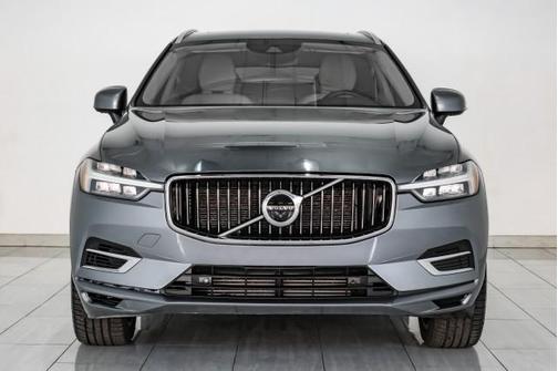 2021 Volvo XC60 Recharge Plug-In Hybrid T8 Inscription Expression