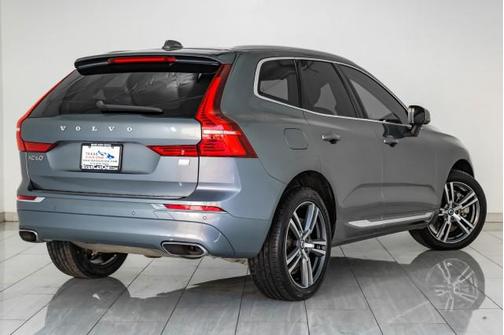 2021 Volvo XC60 Recharge Plug-In Hybrid T8 Inscription Expression