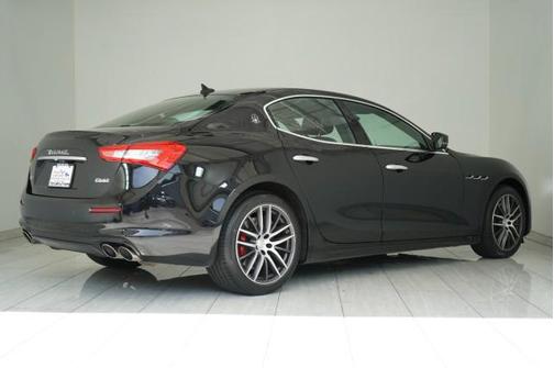 Nero 2019 Maserati Ghibli S Q4 AWD BLIND SPOT ASSIST NAVIGATION SUNROOF LEATHER HEATED SEATS REAR CAMERA