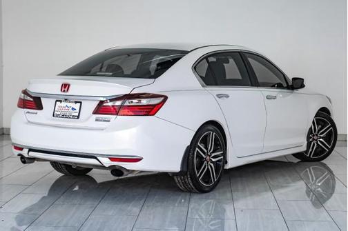 2017 Honda Accord Sport SE