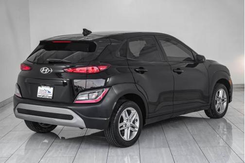 2022 Hyundai KONA SE AUTOMATIC FORWARD COLLISION AVOIDANCE LANE KEEP ASSIST REAR CAMERA BLUETOOTH ALLOY