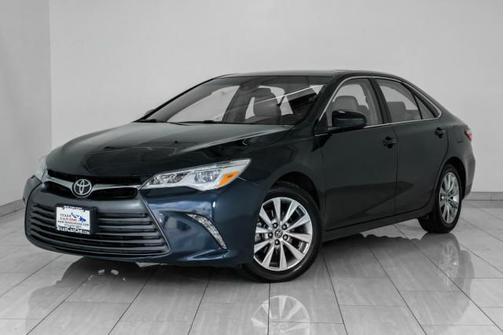 2016 Toyota Camry XLE