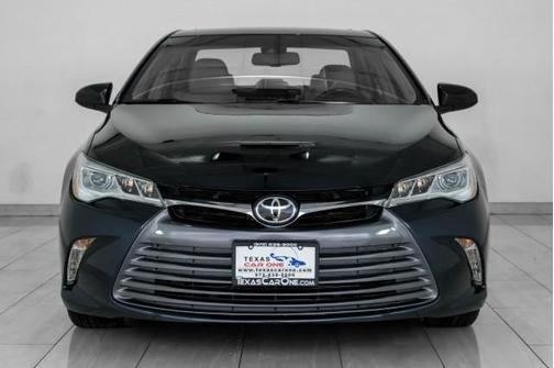 2016 Toyota Camry XLE