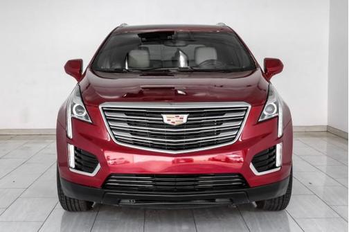 Red Horizon Tintcoat 2019 Cadillac XT5 Base
