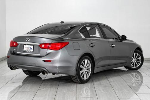 2015 INFINITI Q50 Base