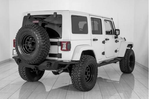2012 Jeep Wrangler Unlimited Sahara