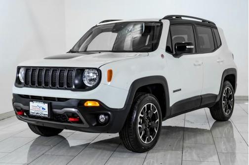 2023 Jeep Renegade Trailhawk