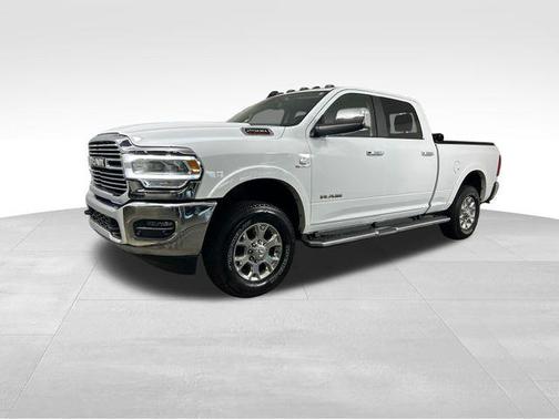Bright White Clearcoat 2022 RAM 2500 Laramie
